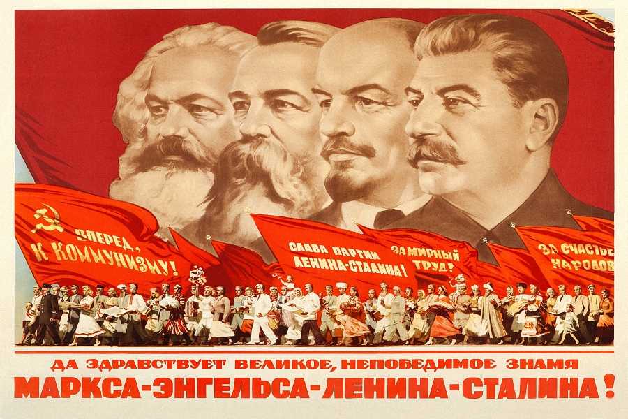 Longa vida à grande, invencível bandeira de Marx, Engels, Lenin, Stalin!